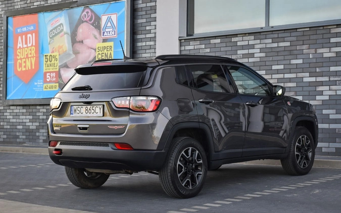 Jeep Compass cena 84900 przebieg: 90000, rok produkcji 2019 z Sochaczew małe 781